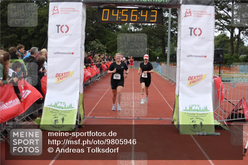 14.06.2026 - 7 Türme Triathlon Andreas Tolksdorf http://msf.ph/oto/9805946 14.06.2026 15:56:42 Ziel 1368, 1435, 1562, 1591, 1668 meine-sportfotos.de