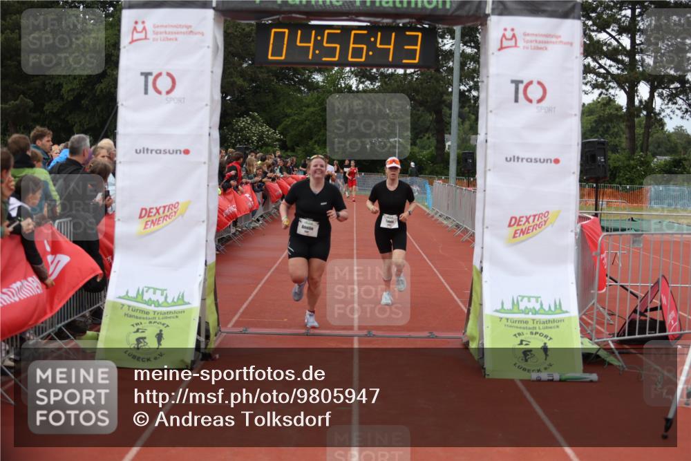 14.06.2026 - 7 Türme Triathlon Andreas Tolksdorf http://msf.ph/oto/9805947 14.06.2026 15:56:42 Ziel 1368, 1435, 1562, 1591, 1668 meine-sportfotos.de