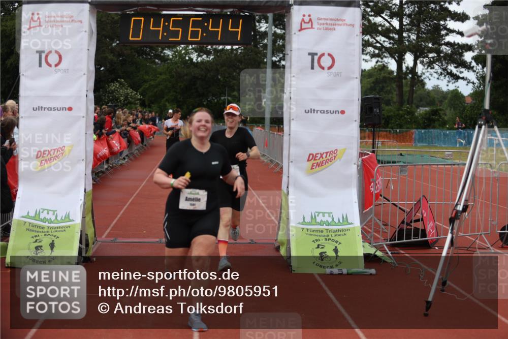 14.06.2026 - 7 Türme Triathlon Andreas Tolksdorf http://msf.ph/oto/9805951 14.06.2026 15:56:43 Ziel 1368, 1435, 1562, 1591, 1668, 1715 meine-sportfotos.de