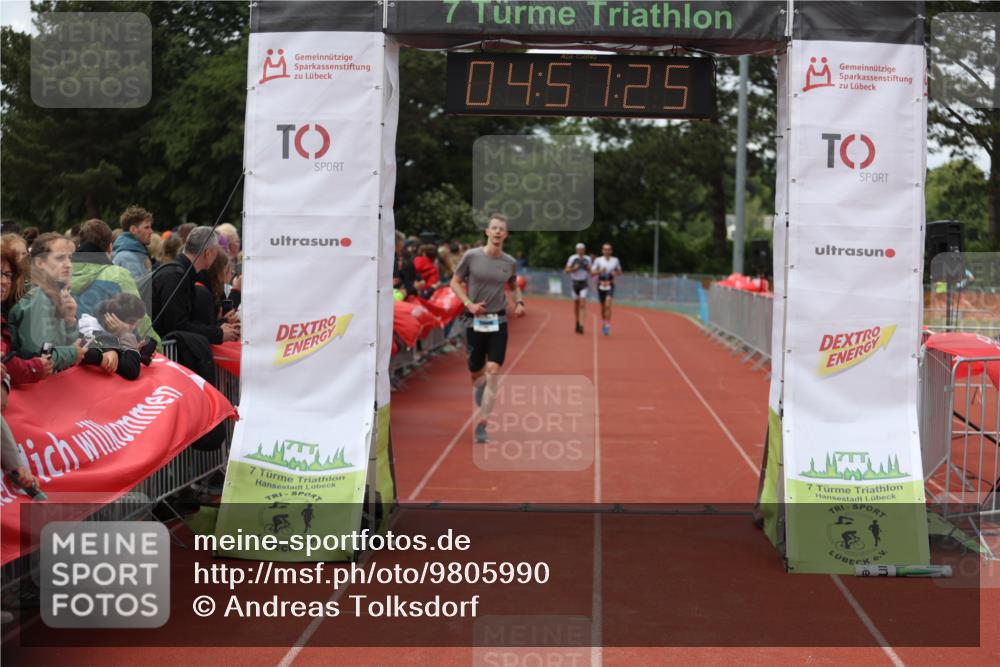 14.06.2026 - 7 Türme Triathlon Andreas Tolksdorf http://msf.ph/oto/9805990 14.06.2026 15:57:23 Ziel 666, 1142 meine-sportfotos.de