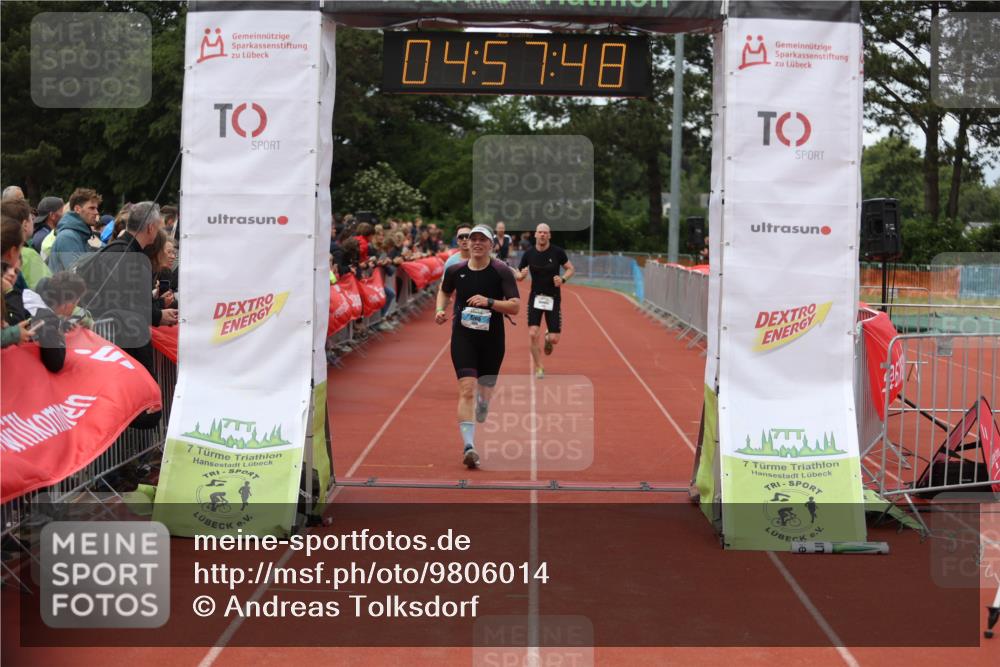 14.06.2026 - 7 Türme Triathlon Andreas Tolksdorf http://msf.ph/oto/9806014 14.06.2026 15:57:47 Ziel 1055, 1109, 1361, 1478, 1693 meine-sportfotos.de