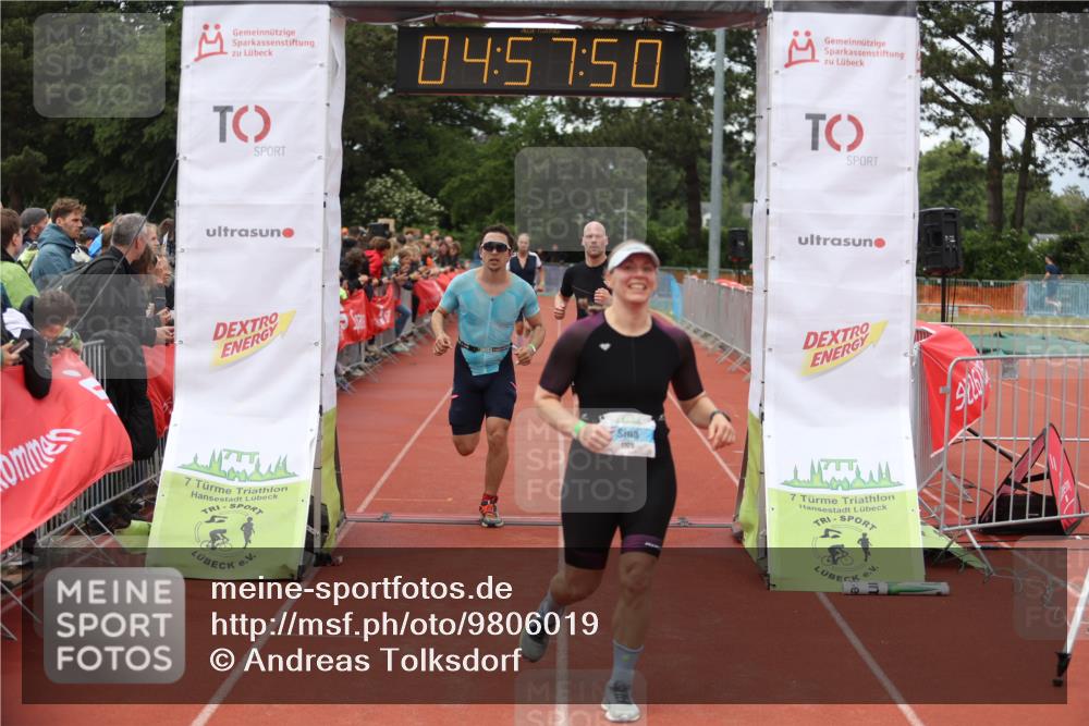 14.06.2026 - 7 Türme Triathlon Andreas Tolksdorf http://msf.ph/oto/9806019 14.06.2026 15:57:49 Ziel 1055, 1109, 1361, 1478, 1693 meine-sportfotos.de