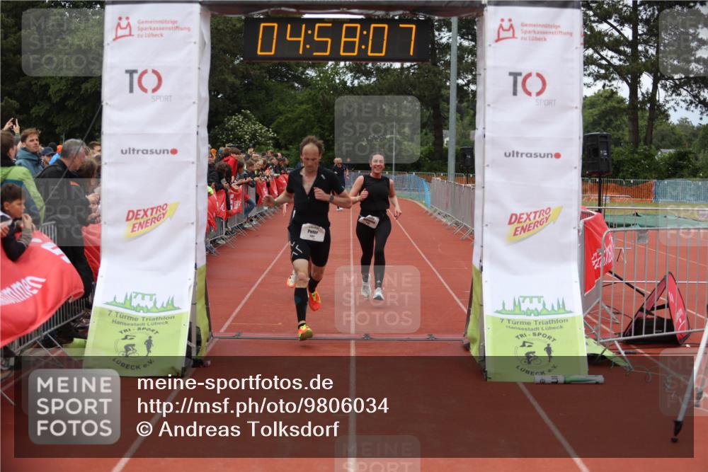 14.06.2026 - 7 Türme Triathlon Andreas Tolksdorf http://msf.ph/oto/9806034 14.06.2026 15:58:05 Ziel 1207, 1516, 1609 meine-sportfotos.de