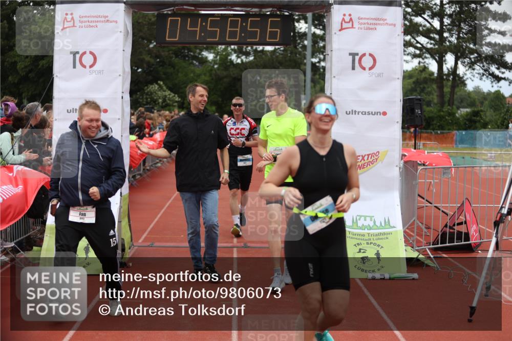 14.06.2026 - 7 Türme Triathlon Andreas Tolksdorf http://msf.ph/oto/9806073 14.06.2026 15:58:54 Ziel 893, 1077, 1121, 1522 meine-sportfotos.de