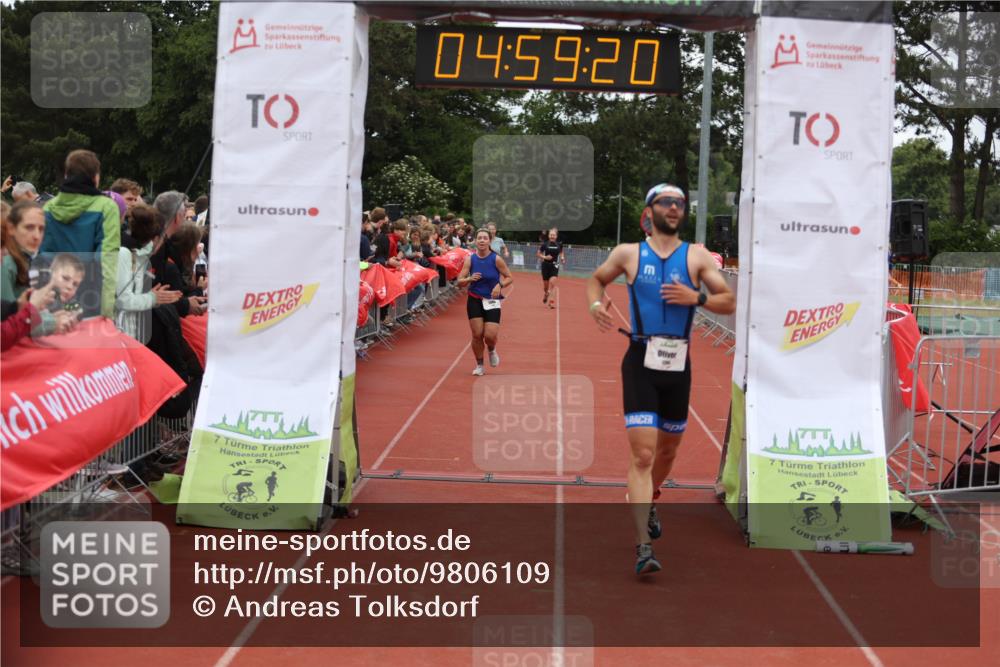 14.06.2026 - 7 Türme Triathlon Andreas Tolksdorf http://msf.ph/oto/9806109 14.06.2026 15:59:19 Ziel 1204, 1234, 1528, 1579, 1670, 1737 meine-sportfotos.de