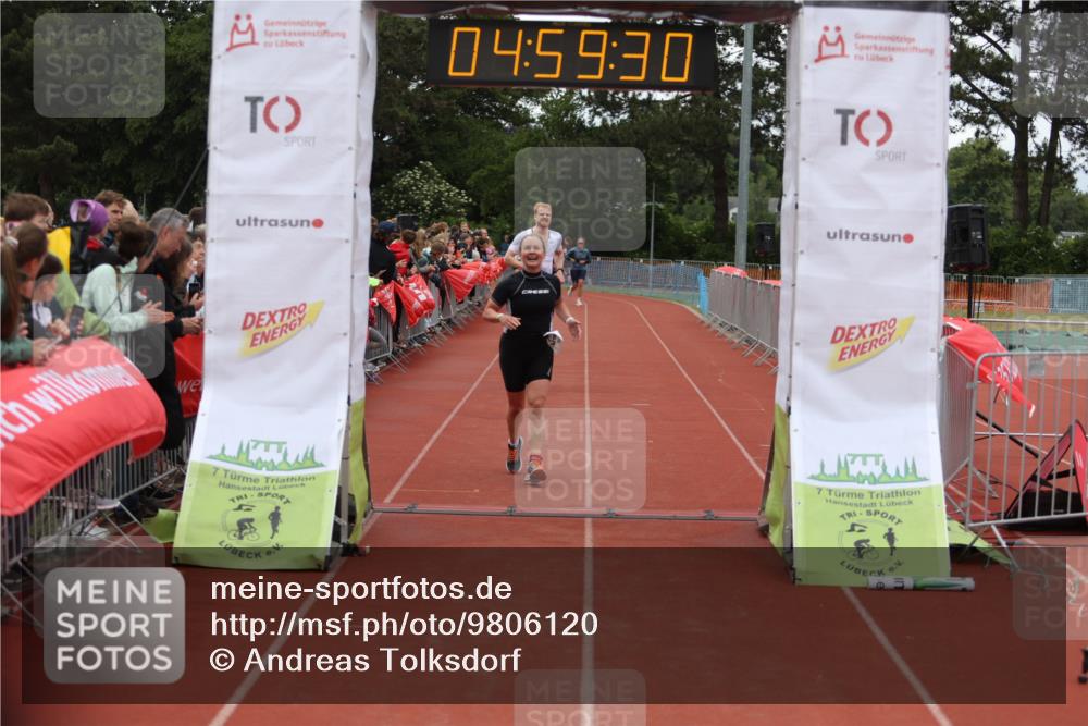 14.06.2026 - 7 Türme Triathlon Andreas Tolksdorf http://msf.ph/oto/9806120 14.06.2026 15:59:29 Ziel 1358, 1476, 1579, 1728, 1737 meine-sportfotos.de