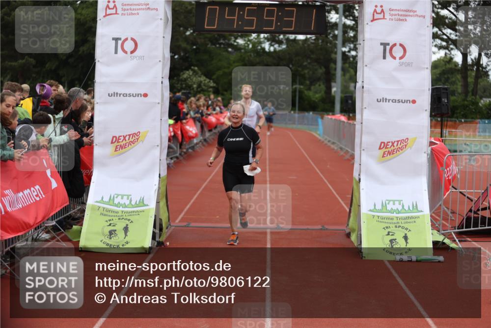 14.06.2026 - 7 Türme Triathlon Andreas Tolksdorf http://msf.ph/oto/9806122 14.06.2026 15:59:30 Ziel 1358, 1476, 1579, 1728, 1737 meine-sportfotos.de
