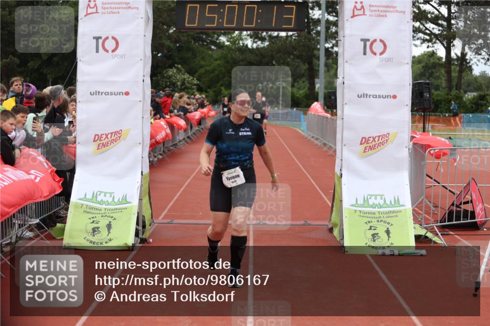 14.06.2026 - 7 Türme Triathlon Andreas Tolksdorf http://msf.ph/oto/9806167 14.06.2026 16:00:12 Ziel 1287, 1557, 1683, 1692 meine-sportfotos.de
