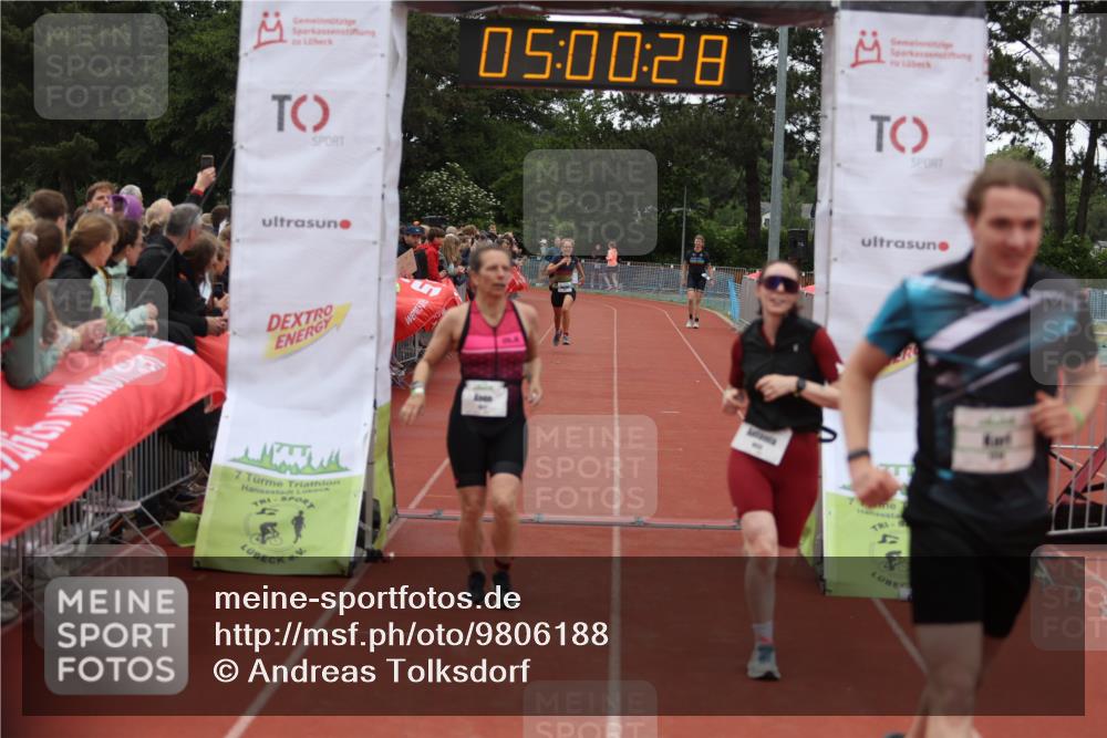 14.06.2026 - 7 Türme Triathlon Andreas Tolksdorf http://msf.ph/oto/9806188 14.06.2026 16:00:27 Ziel 983, 1557, 1577, 1606, 1633, 1683, 1774 meine-sportfotos.de