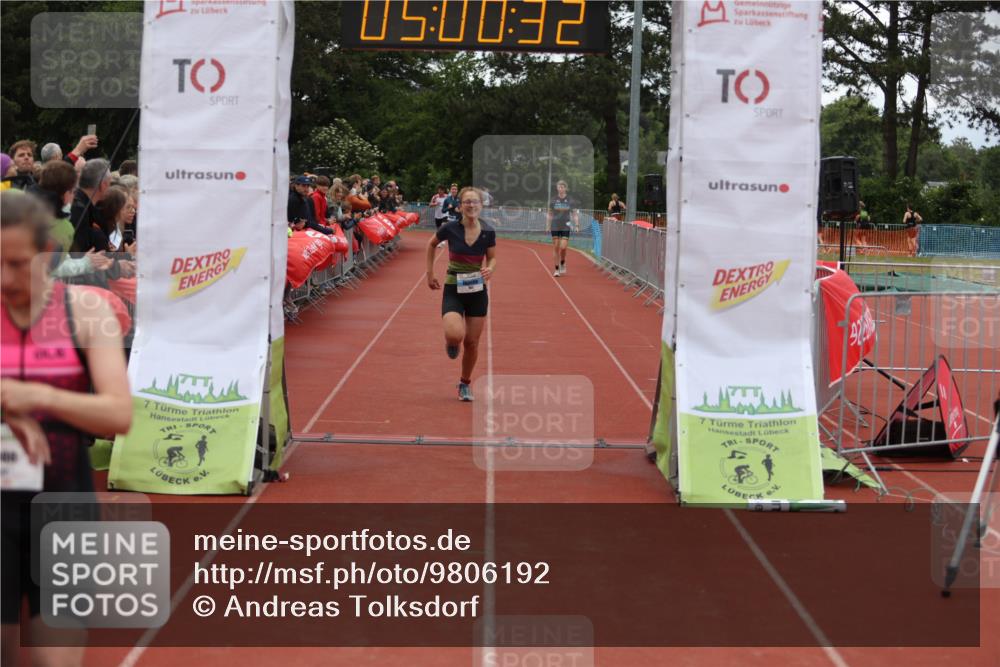 14.06.2026 - 7 Türme Triathlon Andreas Tolksdorf http://msf.ph/oto/9806192 14.06.2026 16:00:30 Ziel 983, 1577, 1633, 1774 meine-sportfotos.de