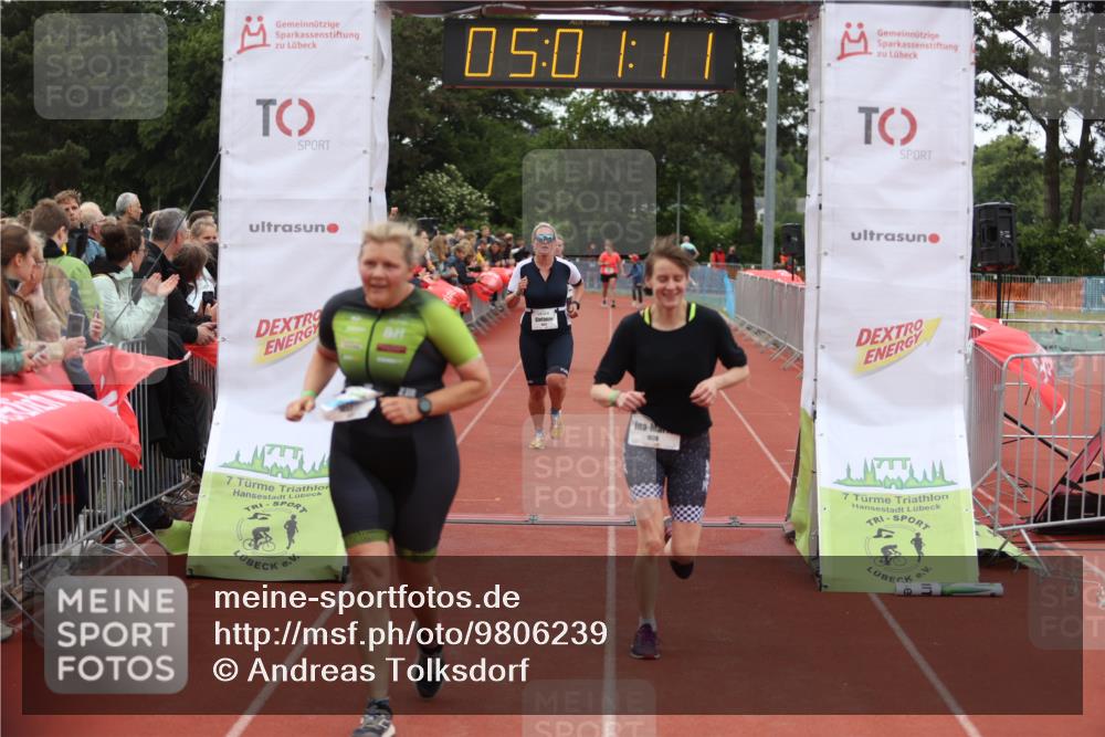 14.06.2026 - 7 Türme Triathlon Andreas Tolksdorf http://msf.ph/oto/9806239 14.06.2026 16:01:10 Ziel 1057, 1630, 1652, 1708 meine-sportfotos.de