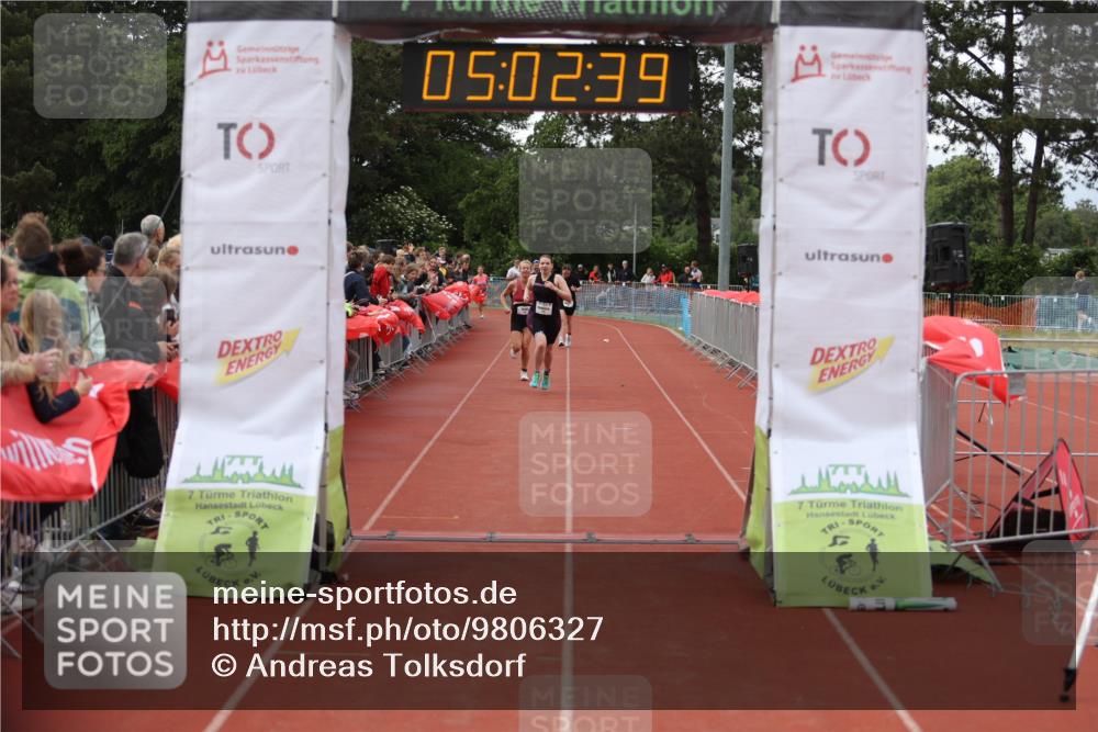 14.06.2026 - 7 Türme Triathlon Andreas Tolksdorf http://msf.ph/oto/9806327 14.06.2026 16:02:38 Ziel 812, 866, 1597, 1677, 1695 meine-sportfotos.de
