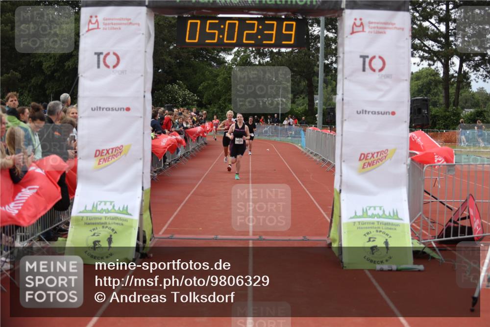 14.06.2026 - 7 Türme Triathlon Andreas Tolksdorf http://msf.ph/oto/9806329 14.06.2026 16:02:38 Ziel 812, 866, 1597, 1677, 1695 meine-sportfotos.de