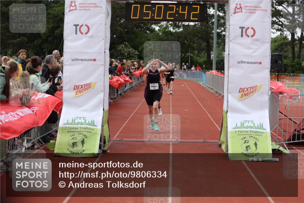 14.06.2026 - 7 Türme Triathlon Andreas Tolksdorf http://msf.ph/oto/9806334 14.06.2026 16:02:41 Ziel 812, 1293, 1597, 1599, 1642, 1695 meine-sportfotos.de
