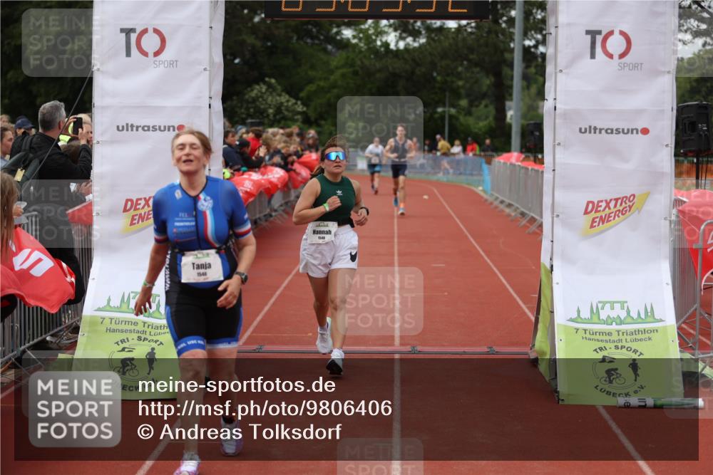 14.06.2026 - 7 Türme Triathlon Andreas Tolksdorf http://msf.ph/oto/9806406 14.06.2026 16:03:31 Ziel 1475, 1503, 1546, 1548 meine-sportfotos.de