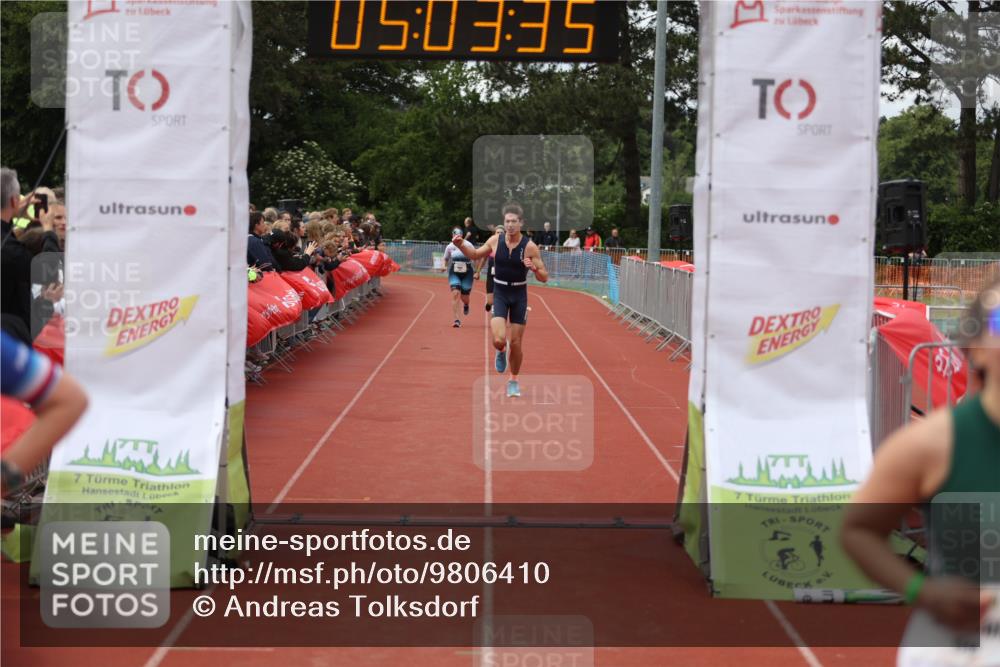 14.06.2026 - 7 Türme Triathlon Andreas Tolksdorf http://msf.ph/oto/9806410 14.06.2026 16:03:34 Ziel 1475, 1546, 1548, 1723, 1724 meine-sportfotos.de