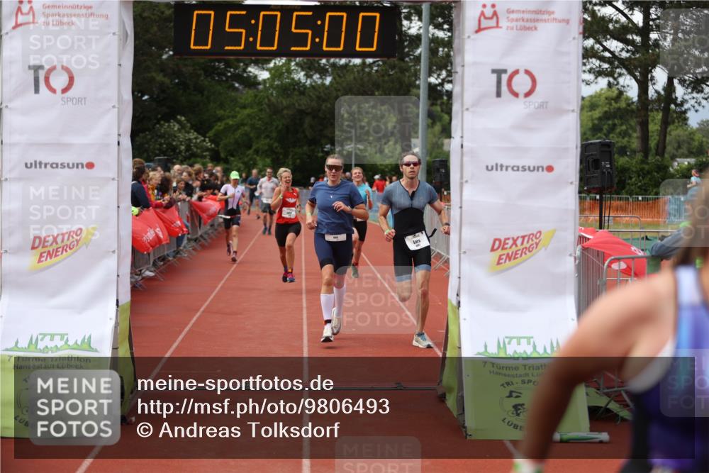 14.06.2026 - 7 Türme Triathlon Andreas Tolksdorf http://msf.ph/oto/9806493 14.06.2026 16:04:59 Ziel 811, 946, 1367, 1663, 1689, 1700, 1717, 1778 meine-sportfotos.de