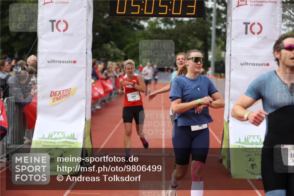 14.06.2026 - 7 Türme Triathlon Andreas Tolksdorf http://msf.ph/oto/9806499 14.06.2026 16:05:02 Ziel 811, 1367, 1663, 1689, 1700, 1778 meine-sportfotos.de