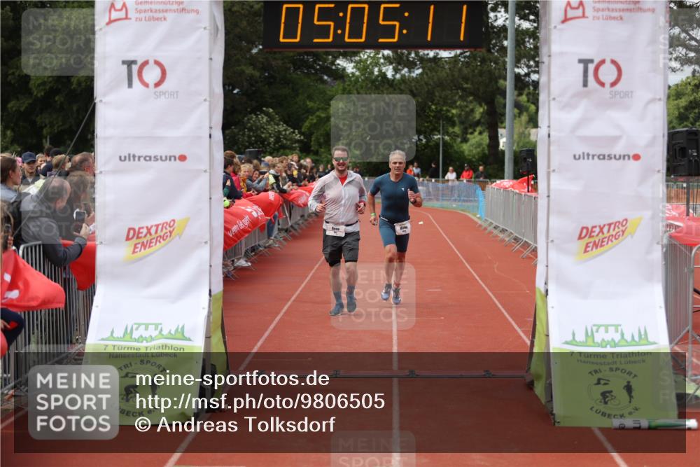 14.06.2026 - 7 Türme Triathlon Andreas Tolksdorf http://msf.ph/oto/9806505 14.06.2026 16:05:09 Ziel 811, 892, 1367, 1459, 1663, 1689, 1778 meine-sportfotos.de