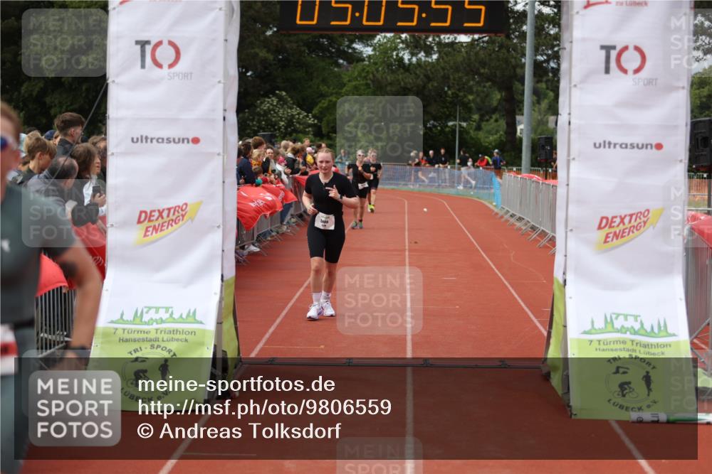 14.06.2026 - 7 Türme Triathlon Andreas Tolksdorf http://msf.ph/oto/9806559 14.06.2026 16:05:54 Ziel 842, 1212, 1538 meine-sportfotos.de