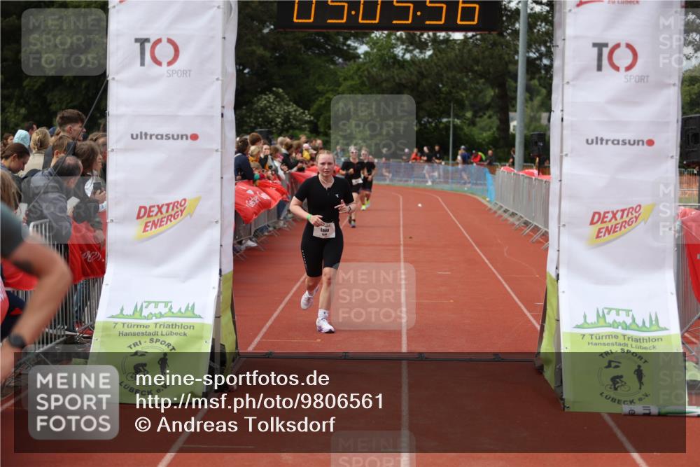 14.06.2026 - 7 Türme Triathlon Andreas Tolksdorf http://msf.ph/oto/9806561 14.06.2026 16:05:55 Ziel 842, 1212, 1538 meine-sportfotos.de