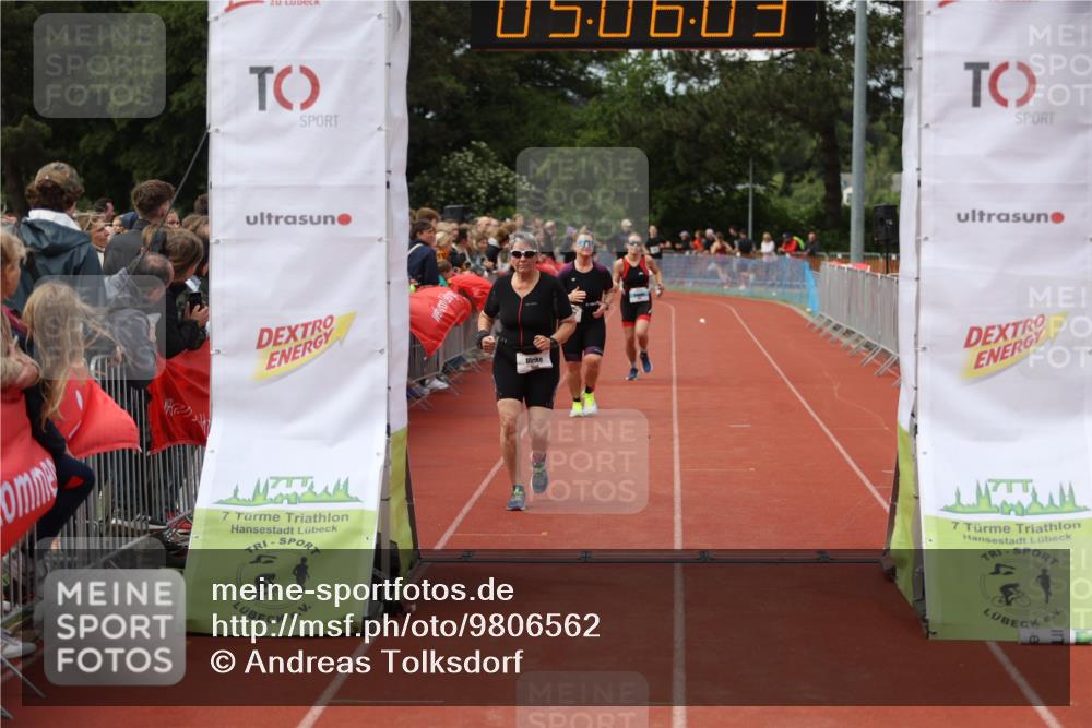 14.06.2026 - 7 Türme Triathlon Andreas Tolksdorf http://msf.ph/oto/9806562 14.06.2026 16:06:02 Ziel 1082, 1538, 1585, 1669 meine-sportfotos.de