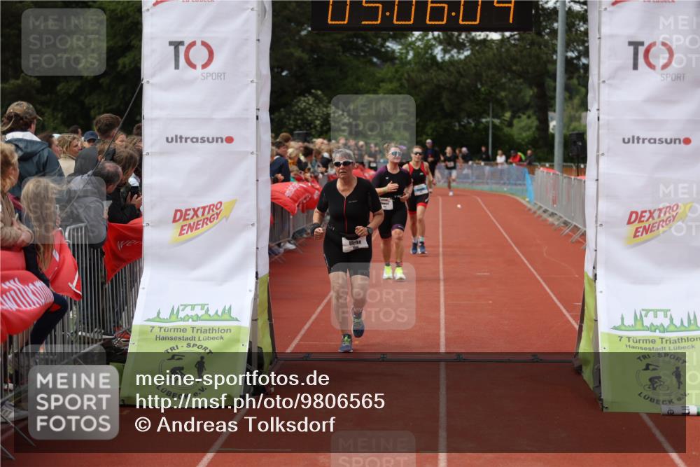 14.06.2026 - 7 Türme Triathlon Andreas Tolksdorf http://msf.ph/oto/9806565 14.06.2026 16:06:03 Ziel 1082, 1538, 1585, 1669, 1771 meine-sportfotos.de