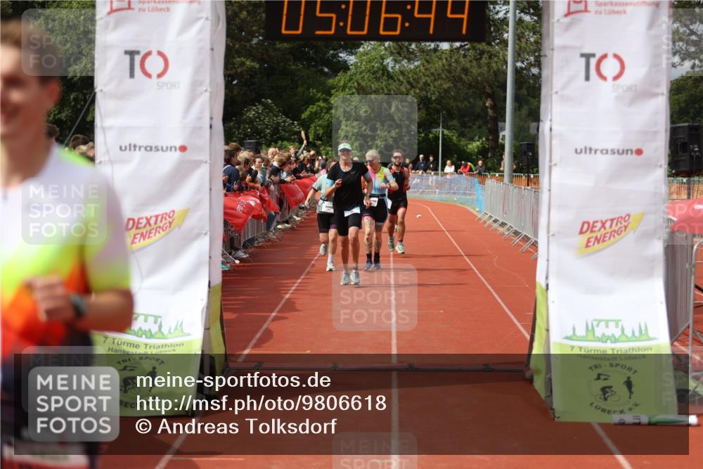 14.06.2026 - 7 Türme Triathlon Andreas Tolksdorf http://msf.ph/oto/9806618 14.06.2026 16:06:42 Ziel 736, 785, 1050, 1066, 1274, 1442, 1521, 1551, 1780, 1785 meine-sportfotos.de