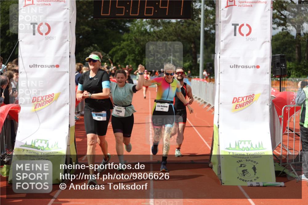14.06.2026 - 7 Türme Triathlon Andreas Tolksdorf http://msf.ph/oto/9806626 14.06.2026 16:06:46 Ziel 736, 785, 1066, 1274, 1521, 1551, 1780, 1785 meine-sportfotos.de