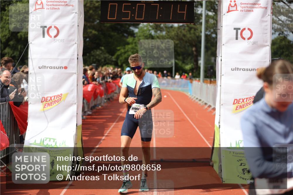 14.06.2026 - 7 Türme Triathlon Andreas Tolksdorf http://msf.ph/oto/9806658 14.06.2026 16:07:13 Ziel 899, 1213, 1359, 1643, 1755 meine-sportfotos.de