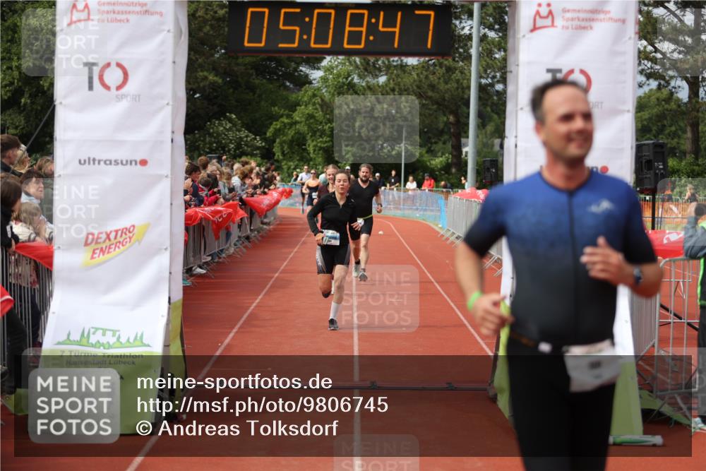 14.06.2026 - 7 Türme Triathlon Andreas Tolksdorf http://msf.ph/oto/9806745 14.06.2026 16:08:46 Ziel 1169, 1273, 1285, 1302, 1344, 1543, 1742 meine-sportfotos.de