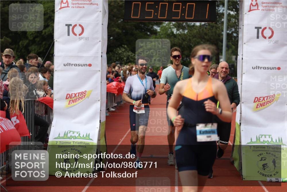 14.06.2026 - 7 Türme Triathlon Andreas Tolksdorf http://msf.ph/oto/9806771 14.06.2026 16:08:59 Ziel 788, 809, 889, 1000, 1239, 1273, 1343, 1787 meine-sportfotos.de