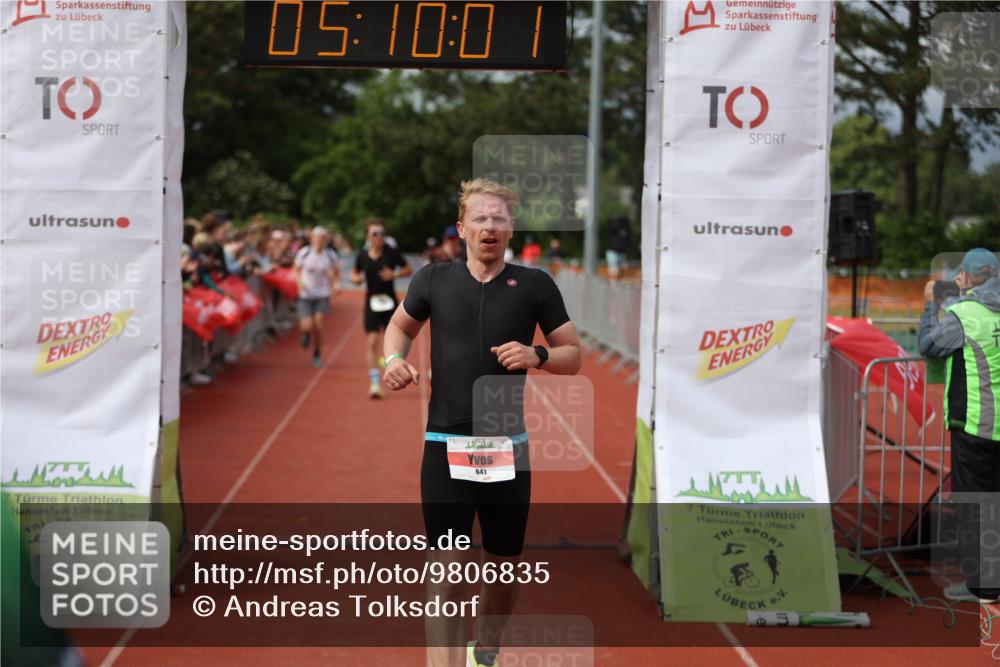 14.06.2026 - 7 Türme Triathlon Andreas Tolksdorf http://msf.ph/oto/9806835 14.06.2026 16:10:00 Ziel 641, 700, 708, 1279, 1428, 1537 meine-sportfotos.de