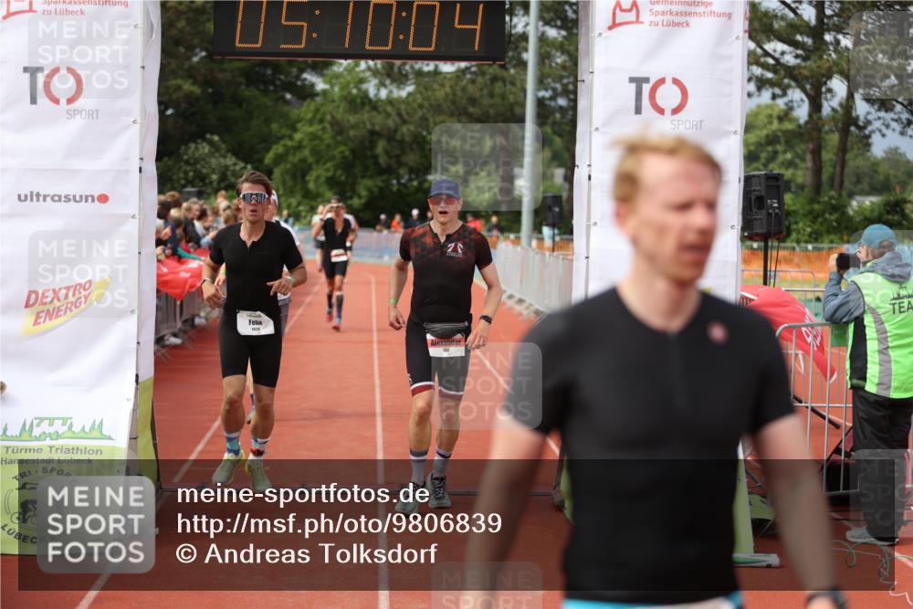14.06.2026 - 7 Türme Triathlon Andreas Tolksdorf http://msf.ph/oto/9806839 14.06.2026 16:10:03 Ziel 637, 641, 700, 708, 1279, 1428, 1537 meine-sportfotos.de