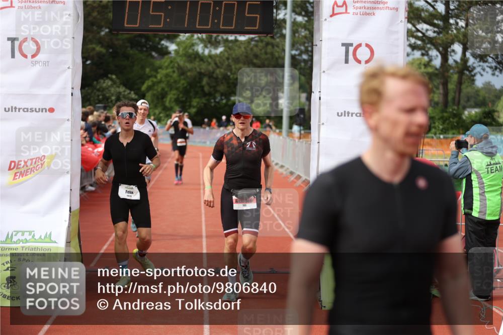 14.06.2026 - 7 Türme Triathlon Andreas Tolksdorf http://msf.ph/oto/9806840 14.06.2026 16:10:03 Ziel 637, 641, 700, 708, 1279, 1428, 1537 meine-sportfotos.de