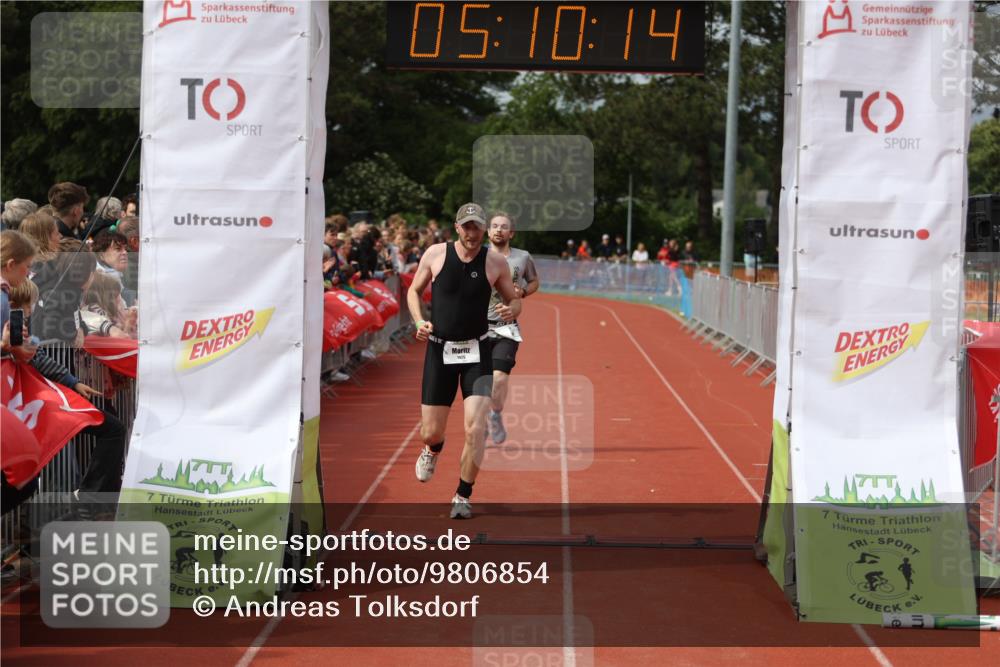 14.06.2026 - 7 Türme Triathlon Andreas Tolksdorf http://msf.ph/oto/9806854 14.06.2026 16:10:13 Ziel 637, 708, 1425, 1786 meine-sportfotos.de