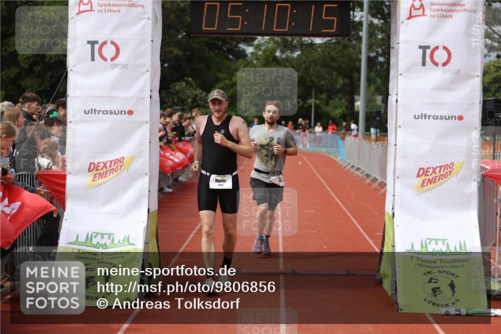 14.06.2026 - 7 Türme Triathlon Andreas Tolksdorf http://msf.ph/oto/9806856 14.06.2026 16:10:14 Ziel 637, 1425, 1786 meine-sportfotos.de