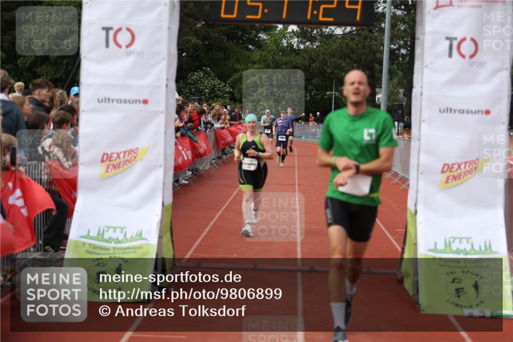 14.06.2026 - 7 Türme Triathlon Andreas Tolksdorf http://msf.ph/oto/9806899 14.06.2026 16:11:22 Ziel 1223, 1365, 1429, 1696 meine-sportfotos.de