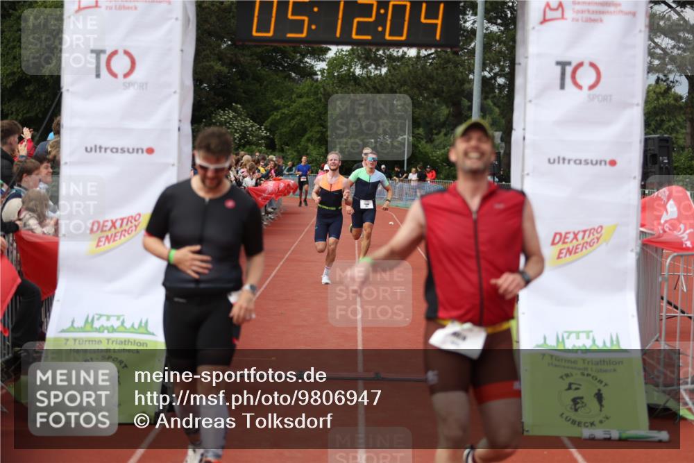 14.06.2026 - 7 Türme Triathlon Andreas Tolksdorf http://msf.ph/oto/9806947 14.06.2026 16:12:03 Ziel 636, 734, 1218, 1232, 1247, 1311, 1384 meine-sportfotos.de