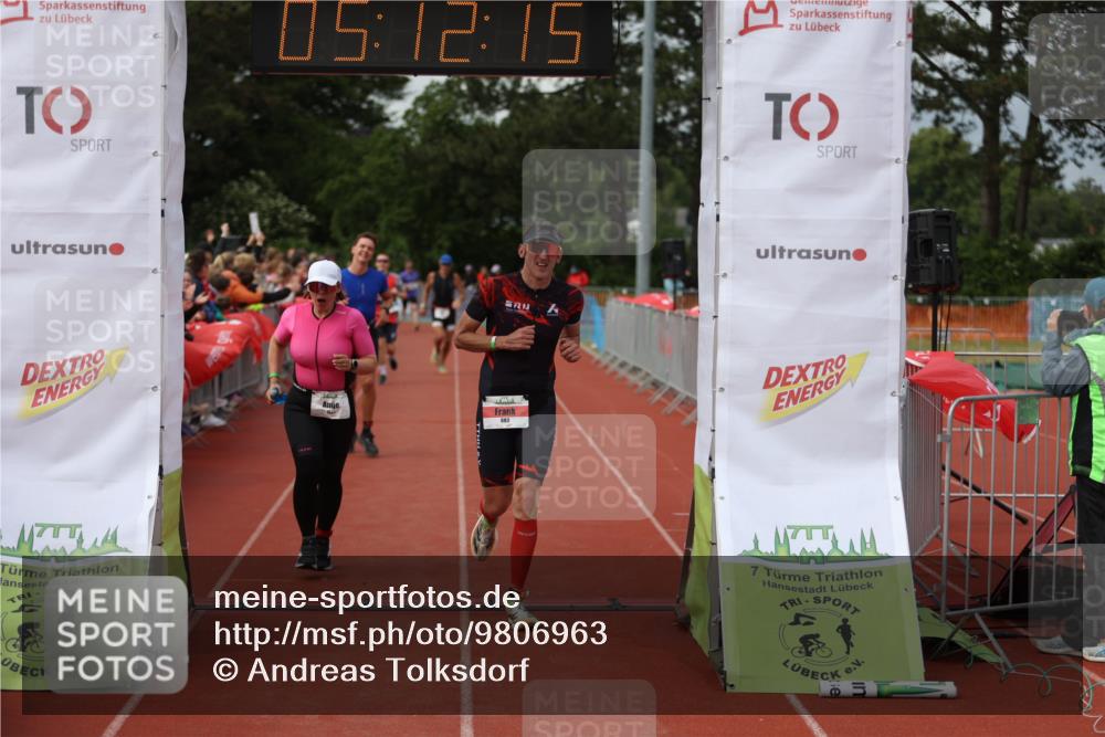 14.06.2026 - 7 Türme Triathlon Andreas Tolksdorf http://msf.ph/oto/9806963 14.06.2026 16:12:13 Ziel 636, 683, 729, 1216, 1232, 1384, 1631 meine-sportfotos.de