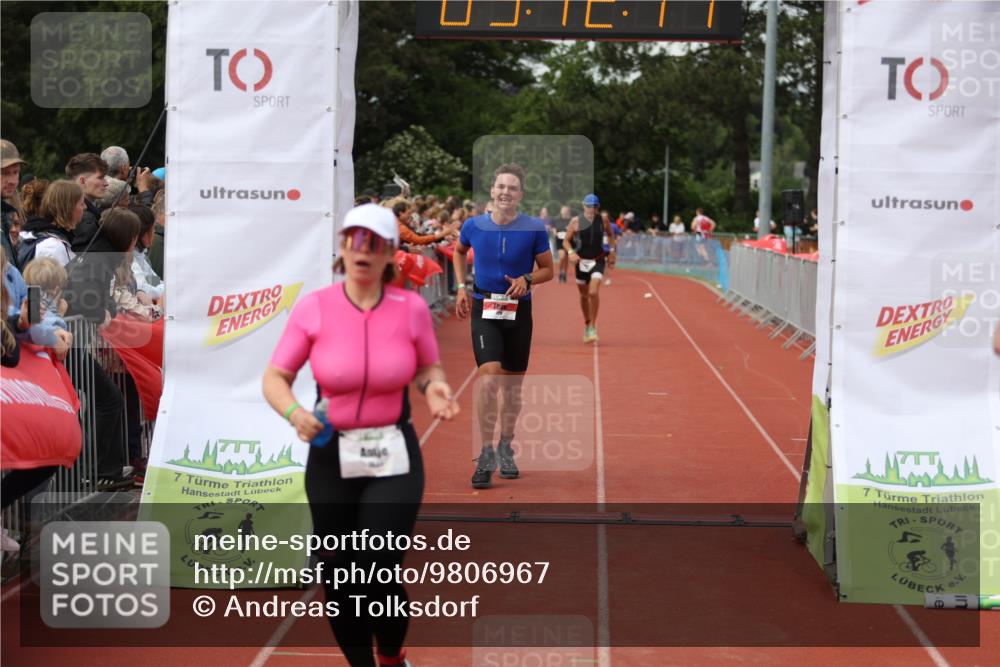 14.06.2026 - 7 Türme Triathlon Andreas Tolksdorf http://msf.ph/oto/9806967 14.06.2026 16:12:16 Ziel 636, 683, 729, 968, 1216, 1455, 1631, 1772 meine-sportfotos.de
