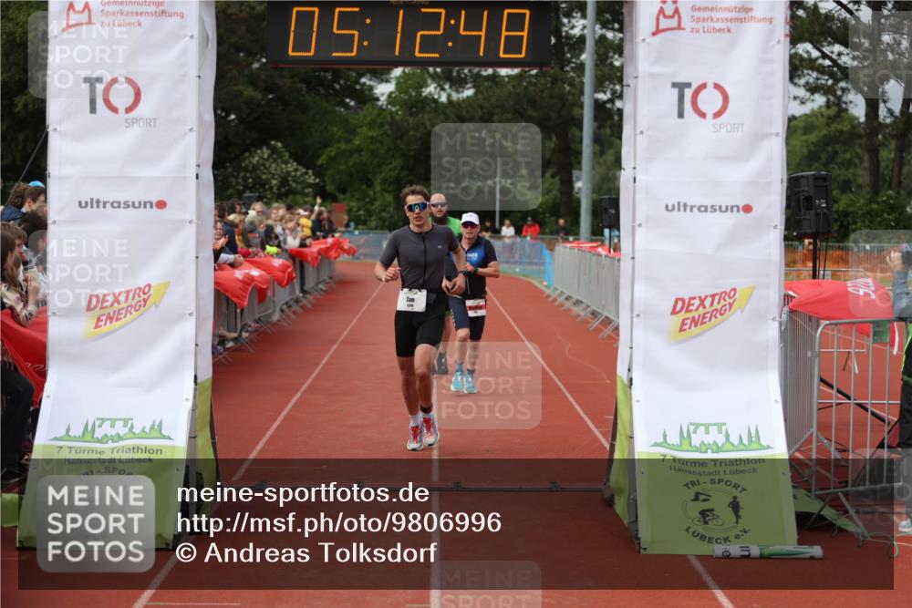 14.06.2026 - 7 Türme Triathlon Andreas Tolksdorf http://msf.ph/oto/9806996 14.06.2026 16:12:47 Ziel 660, 1201, 1318 meine-sportfotos.de
