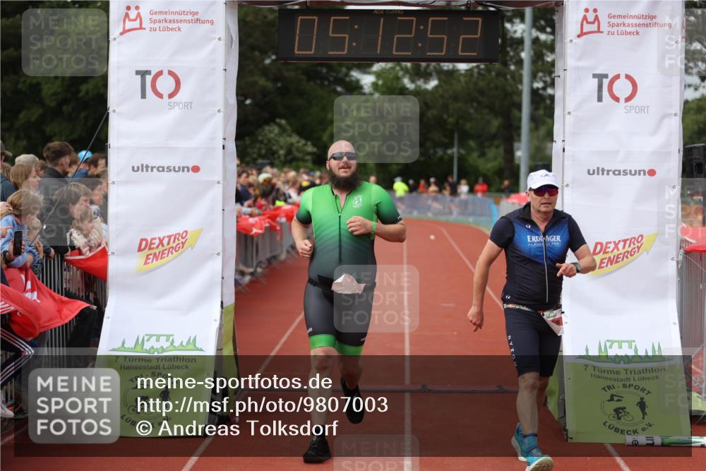 14.06.2026 - 7 Türme Triathlon Andreas Tolksdorf http://msf.ph/oto/9807003 14.06.2026 16:12:50 Ziel 660, 1201, 1318 meine-sportfotos.de