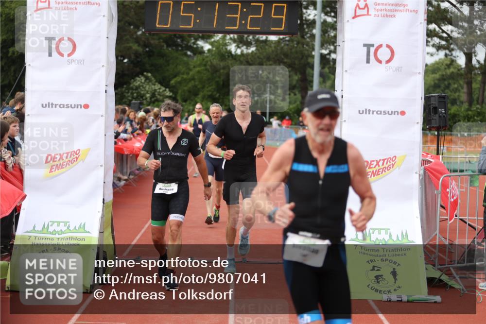 14.06.2026 - 7 Türme Triathlon Andreas Tolksdorf http://msf.ph/oto/9807041 14.06.2026 16:13:27 Ziel 705, 1208, 1272, 1347, 1391, 1445, 1468, 1479 meine-sportfotos.de