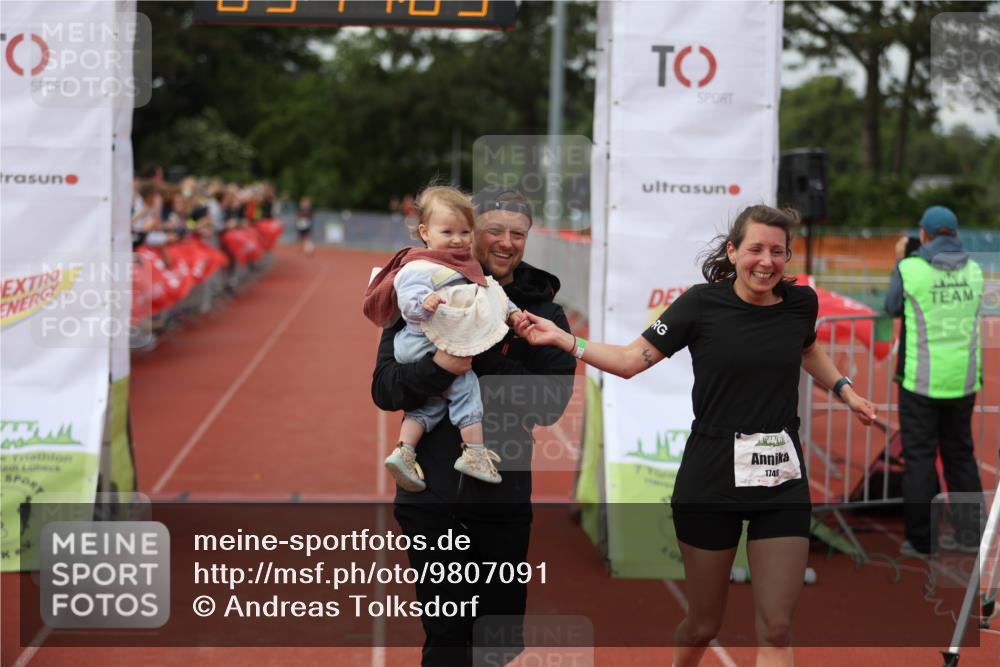 14.06.2026 - 7 Türme Triathlon Andreas Tolksdorf http://msf.ph/oto/9807091 14.06.2026 16:14:03 Ziel 761, 1308, 1342, 1748 meine-sportfotos.de