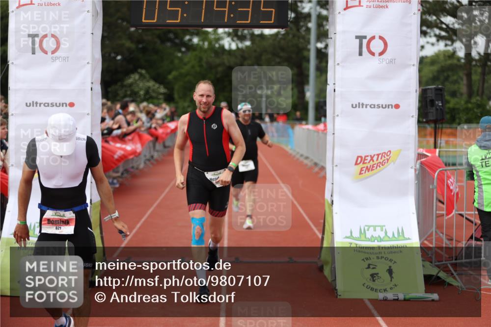 14.06.2026 - 7 Türme Triathlon Andreas Tolksdorf http://msf.ph/oto/9807107 14.06.2026 16:14:33 Ziel 621, 712, 1202, 1270, 1411 meine-sportfotos.de