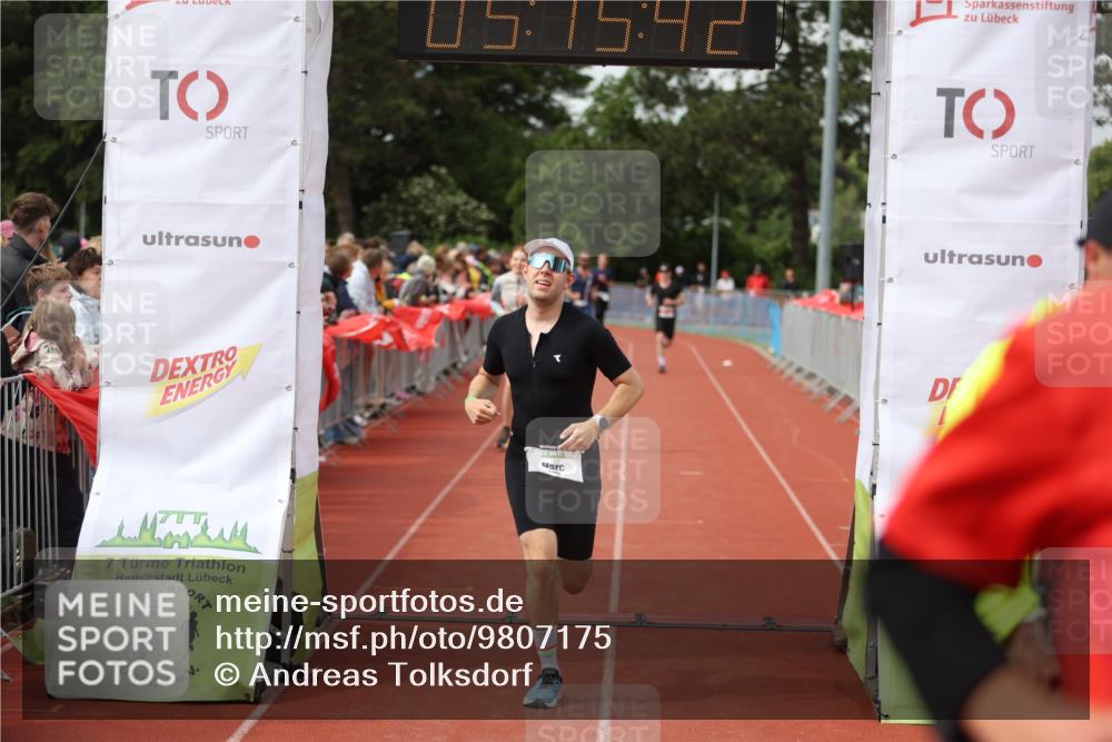14.06.2026 - 7 Türme Triathlon Andreas Tolksdorf http://msf.ph/oto/9807175 14.06.2026 16:15:41 Ziel 652, 1002, 1282, 1305, 1406, 1666 meine-sportfotos.de