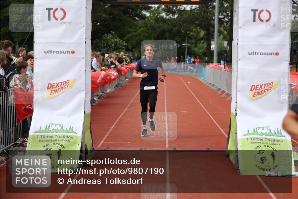 14.06.2026 - 7 Türme Triathlon Andreas Tolksdorf http://msf.ph/oto/9807190 14.06.2026 16:15:51 Ziel 652, 1354, 1380, 1666 meine-sportfotos.de