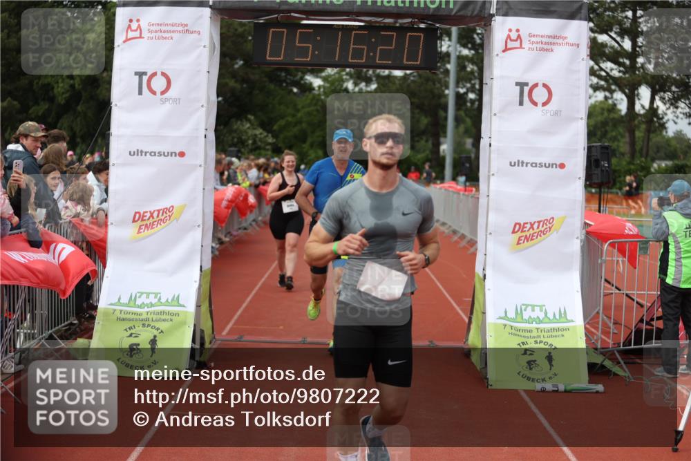 14.06.2026 - 7 Türme Triathlon Andreas Tolksdorf http://msf.ph/oto/9807222 14.06.2026 16:16:19 Ziel 1236, 1283, 1385, 1461, 1732 meine-sportfotos.de
