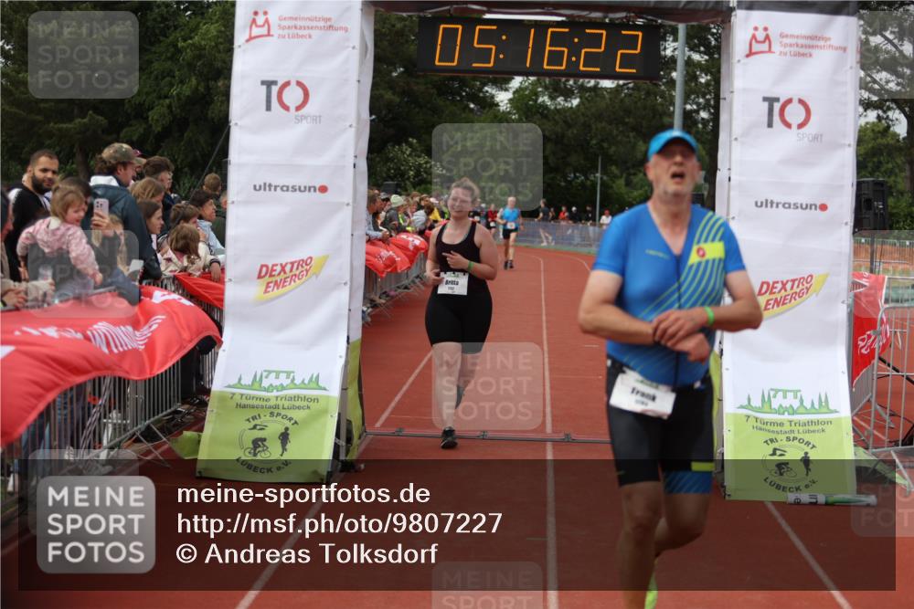 14.06.2026 - 7 Türme Triathlon Andreas Tolksdorf http://msf.ph/oto/9807227 14.06.2026 16:16:21 Ziel 1283, 1385, 1461, 1732 meine-sportfotos.de